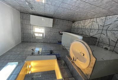 Apartament cu 3 camere decomandat în Petros - 2