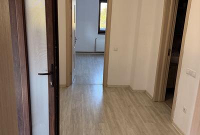 Casă cu 5 camere cu Teren 500 Mp în Vasile Aaron