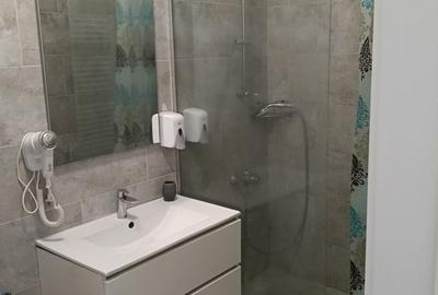 Apartament cu 2 camere decomandat în Central - 1