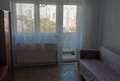 Apartament cu 2 camere în Micro 14