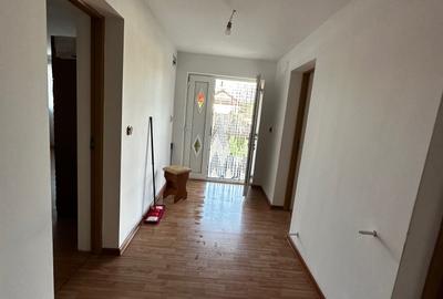 Casă cu 4 camere în Siliștea - 7