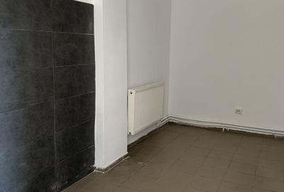 Spațiu comercial, de 100 mp, în Lupeni - 2