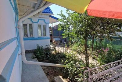 Casă cu 3 camere în Central