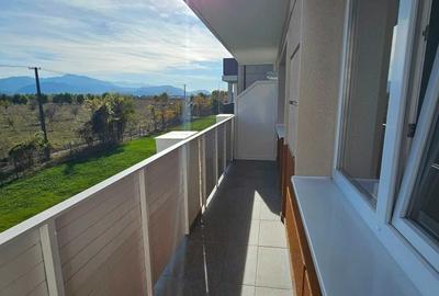 Apartament cu 2 camere decomandat în Sânpetru