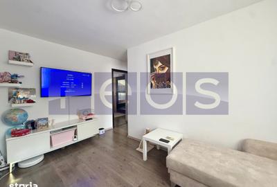 Apartament cu 3 camere semidecomandat în Vitan