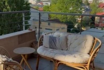 Apartament cu 3 camere decomandat, mobilat în Lacul Tei