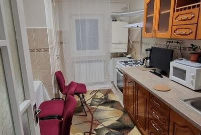 Apartament cu 3 camere decomandat în Sfântu Ilie