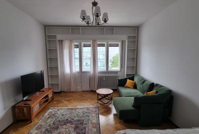 Garsonieră decomandată în Batistei