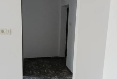 Apartament cu 2 camere decomandat în Topraisar - 1