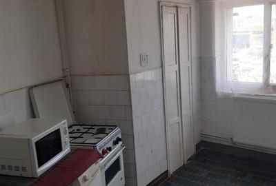 Apartament cu 3 camere decomandat în Central - 6