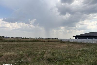 Teren de 420 mp, în Vidra