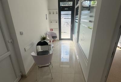 Spațiu comercial, de 40 mp, în Central - 6