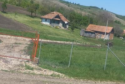 Casă cu 2 camere cu Teren 170 Mp în Dosu Napului - 1
