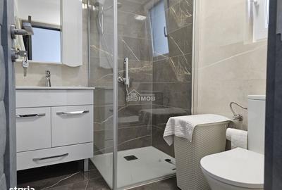 Casă cu 5 camere cu Canalizare în Micro 2 - 9