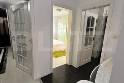 Apartament cu 4 camere decomandat, mobilat în Central