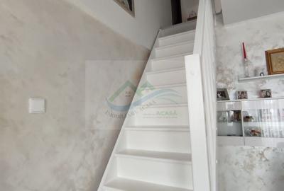 Apartament cu 3 camere decomandat în Ipotești