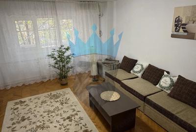 Apartament cu 3 camere decomandat în Splaiul Unirii