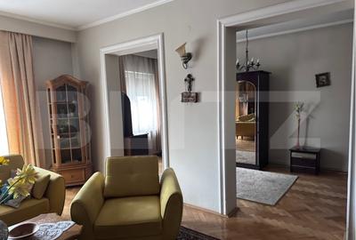Casă cu 5 camere cu Canalizare în Andrei Mureșanu - 11