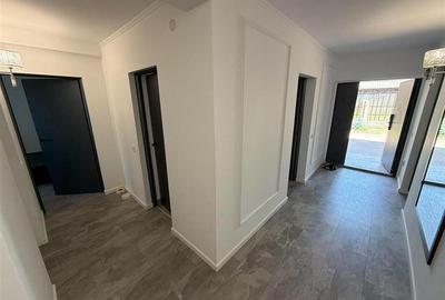 Apartament cu 3 camere decomandat în Miroslava - 7