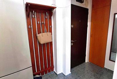 Garsonieră decomandată în Malu Roșu