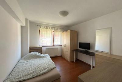 Apartament cu 4 camere decomandat în Răcădău - 8