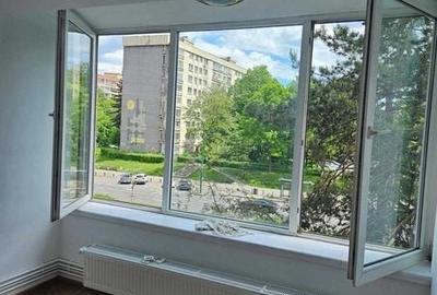 Apartament cu 2 camere în Centrul Civic