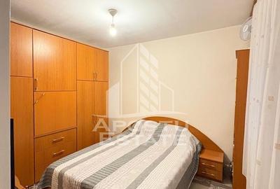 Apartament cu 3 camere semidecomandat, mobilat în Circumvalațiunii