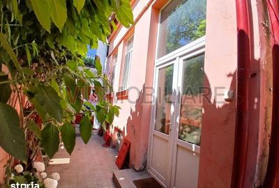 Casă cu 3 camere cu Teren 180 Mp în Centrul Istoric - 11