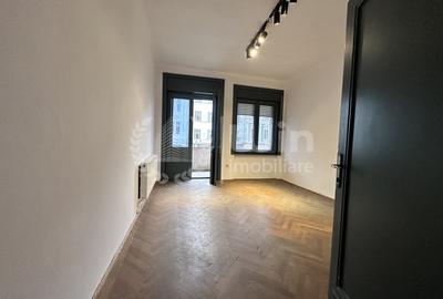 Apartament cu 4 camere decomandat în Central - 4