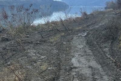 Teren de 200 mp, în Cozla