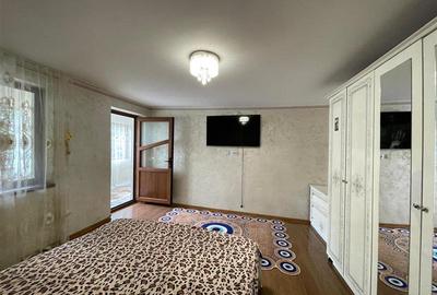 Duplex cu 3 camere cu Canalizare în Central - 8