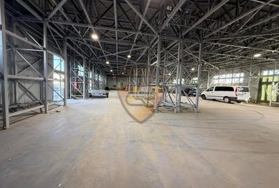 Spațiu industrial, de 800 mp, în Zona Industrială