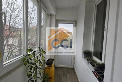 Apartament cu 3 camere decomandat în Răcăciuni