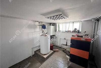Casă individuală cu 6 camere cu Canalizare în Central - 31