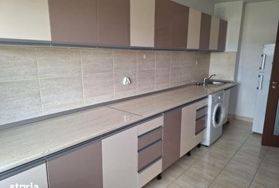 Apartament cu 2 camere decomandat în Micro 3 - 3