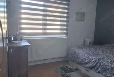 Casă cu 6 camere cu Teren 450 Mp în Geamăna