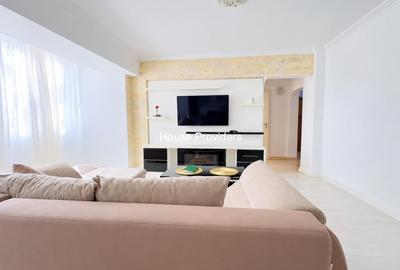 Apartament cu 3 camere în Tineretului