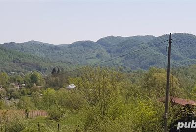 Teren de 2070 mp, în Vârfuri - 2