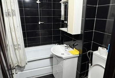 Apartament cu 3 camere decomandat în Petros - 3