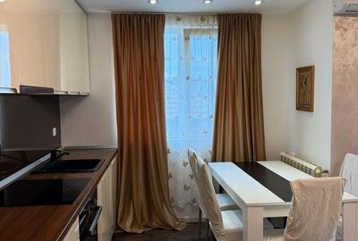 Apartament cu 3 camere decomandat în Exterior Vest - 2