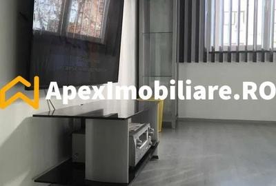 Apartament cu 3 camere decomandat în Gara de Nord