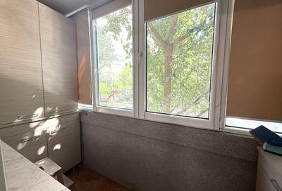 Apartament cu 3 camere decomandat, mobilat în Tineretului - 23