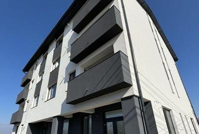 Apartament cu 3 camere decomandat în Central - 1