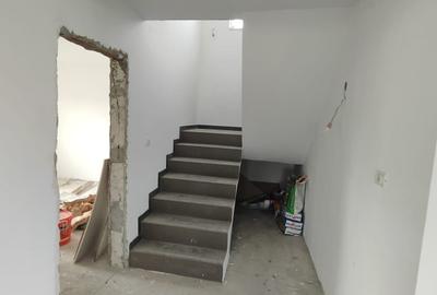 Casă individuală cu 6 camere cu Canalizare în Agigea - 16
