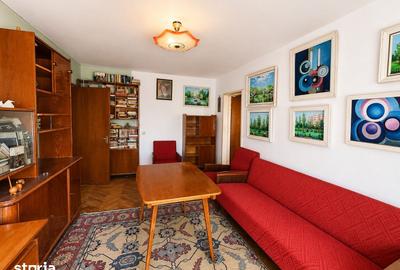 Apartament cu 3 camere semidecomandat în Ultracentral