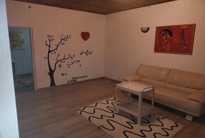 Apartament cu 3 camere decomandat, mobilat în Bucureștii Noi