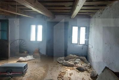 Casă cu 2 camere cu Teren 860 Mp în Ghidfalău - 1