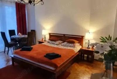 Garsonieră decomandată în Central