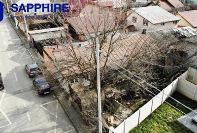 Casă individuală cu 4 camere cu Canalizare în Central