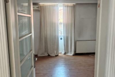Apartament cu 3 camere decomandat în Eminescu - 30